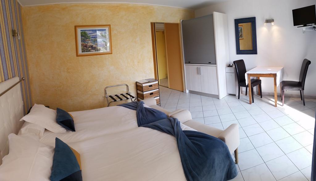 Saint-Raphaël Chambre D'Hotes La Potiniere מראה חיצוני תמונה